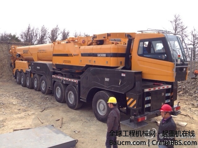 SAC6000大臂组装完毕。一起期待第八台600吨首吊吧 (2).jpg