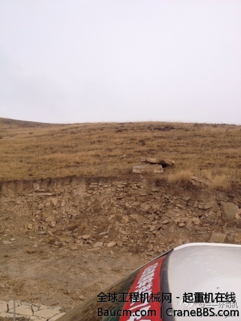 350吨的垫板拿来给600用，遇到这样的场地明显小了。 (1).jpg