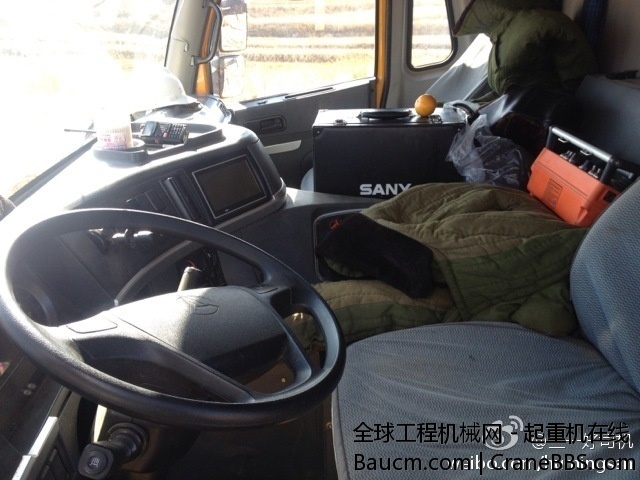 350吨的垫板拿来给600用，遇到这样的场地明显小了。 (5).jpg