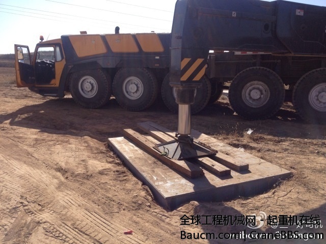 350吨的垫板拿来给600用，遇到这样的场地明显小了。 (9).jpg