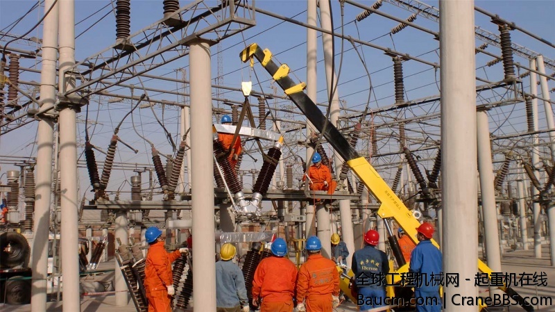 电力设备吊装4