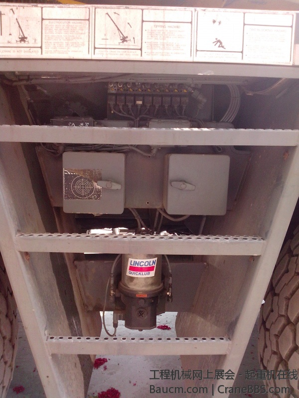 支腿操作及水平显示