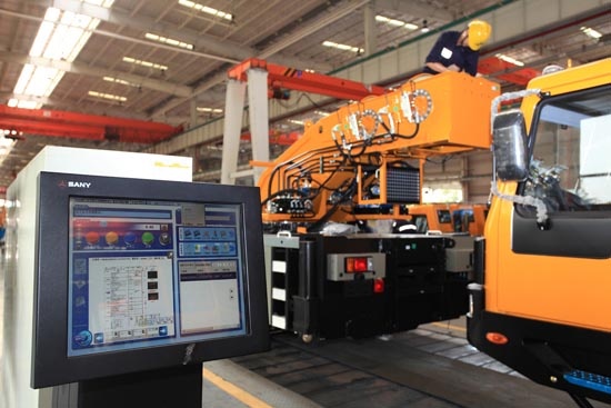 走近宁乡产业园的现代化生产线 (3).jpg