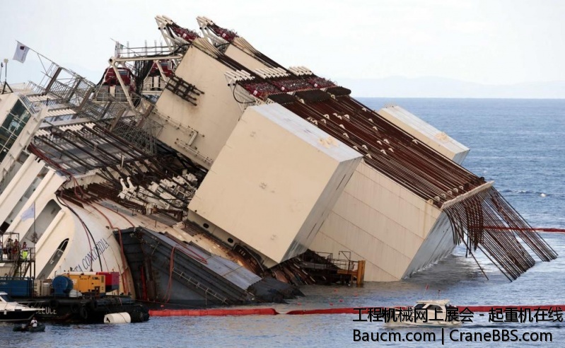 costa-concordia-pre-uprighting.jpg