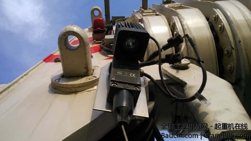 大臂上的摄像头