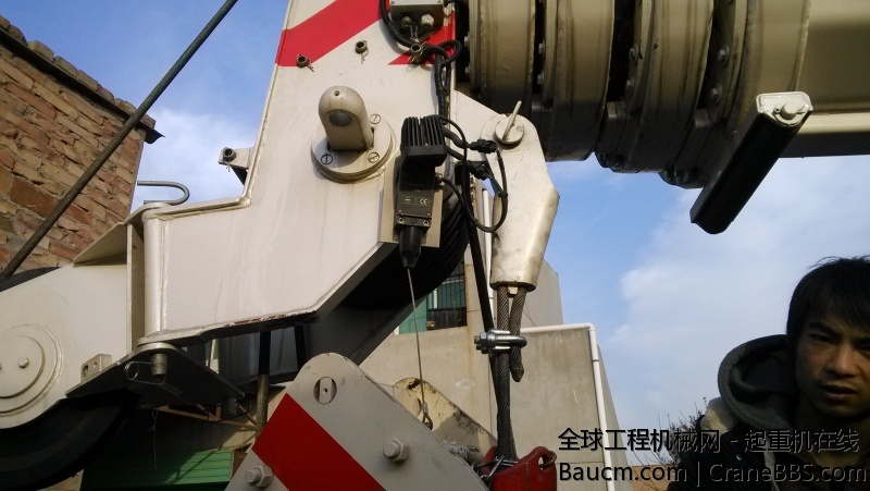 大臂上的摄像头