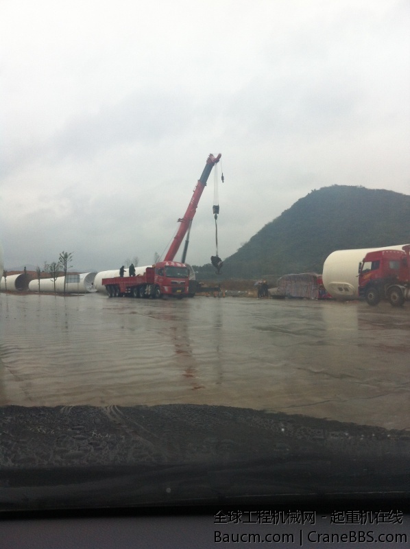 西域起重 三一600吨 (12).jpg