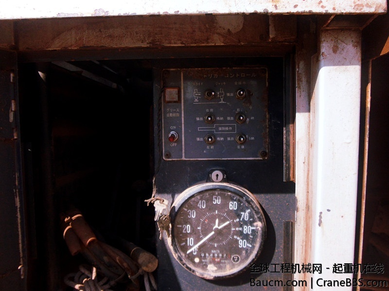 支腿操作按钮，支腿超快