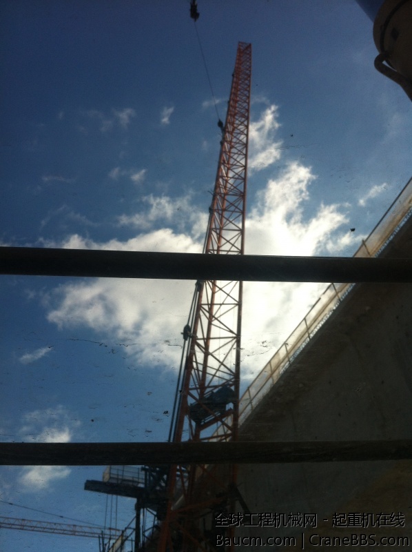 跟着一帮塔吊工干活伤不起