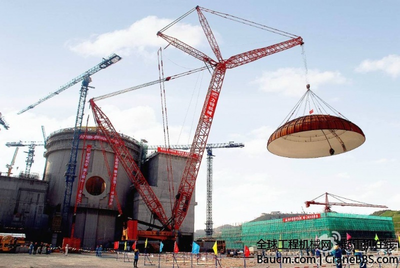 三一大吨位履带起重机已经17次擎起核电站穹顶，无论是核心技术的创新，还是对精益制造.jpg