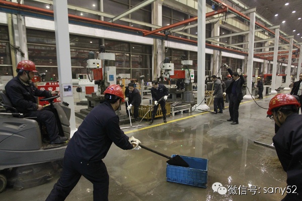 向文波打扫卫生 (6).jpg