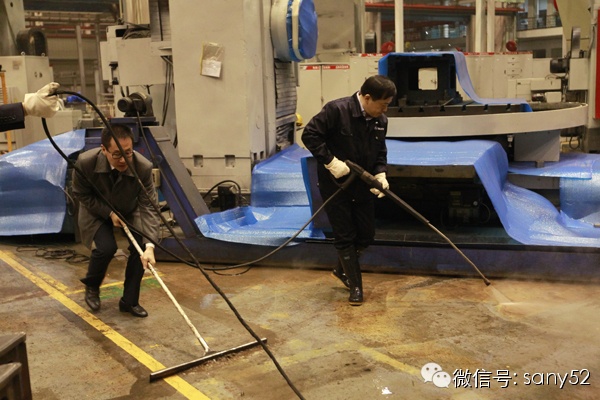 向文波打扫卫生 (7).jpg