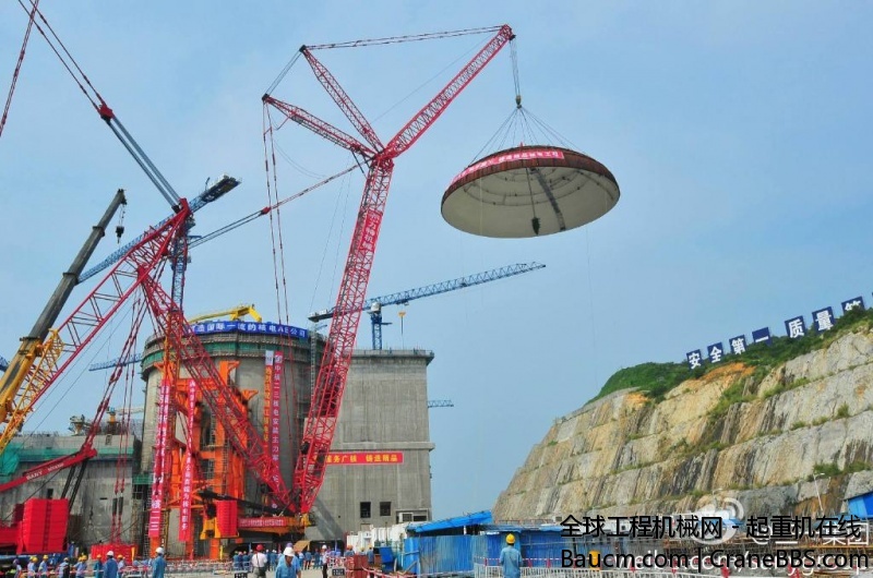三一大吨位履带起重机已经17次擎起核电站穹顶，无论是核心技术的创新，还是对精益制造.jpg