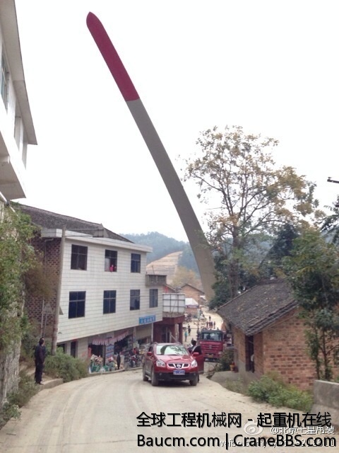 大件轴线车和扇叶专用车齐上阵。 (4).jpg