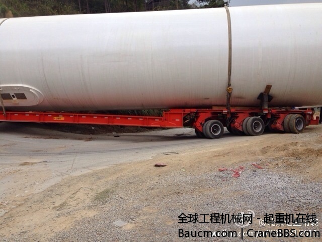 大件轴线车和扇叶专用车齐上阵。 (2).jpg