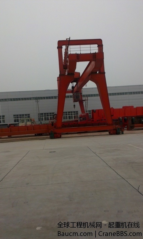 双梁门式起重机