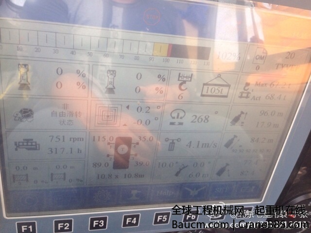 机舱和发电机顺利吊装。所有设备重就发电机最重。66.7吨。19 (6).jpg