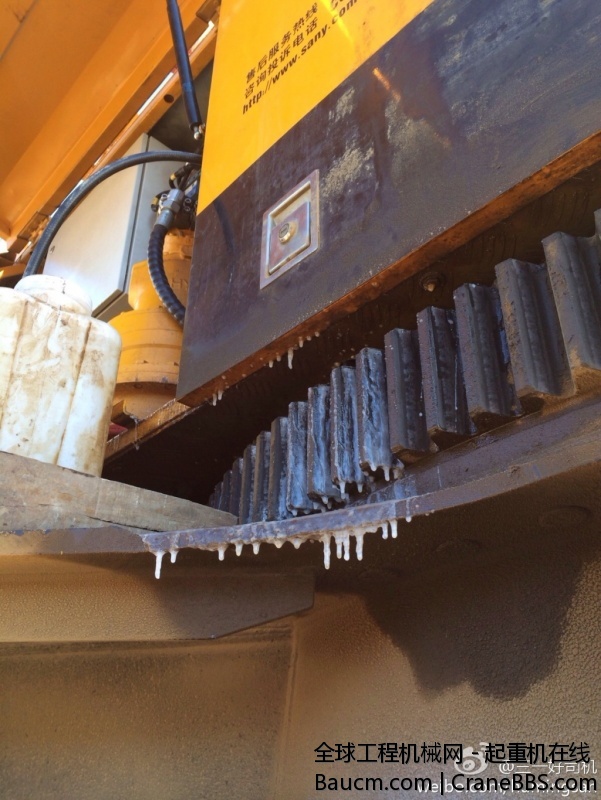 坑爹的天气，刮了六天风。快把人给冻死了。 (13).jpg