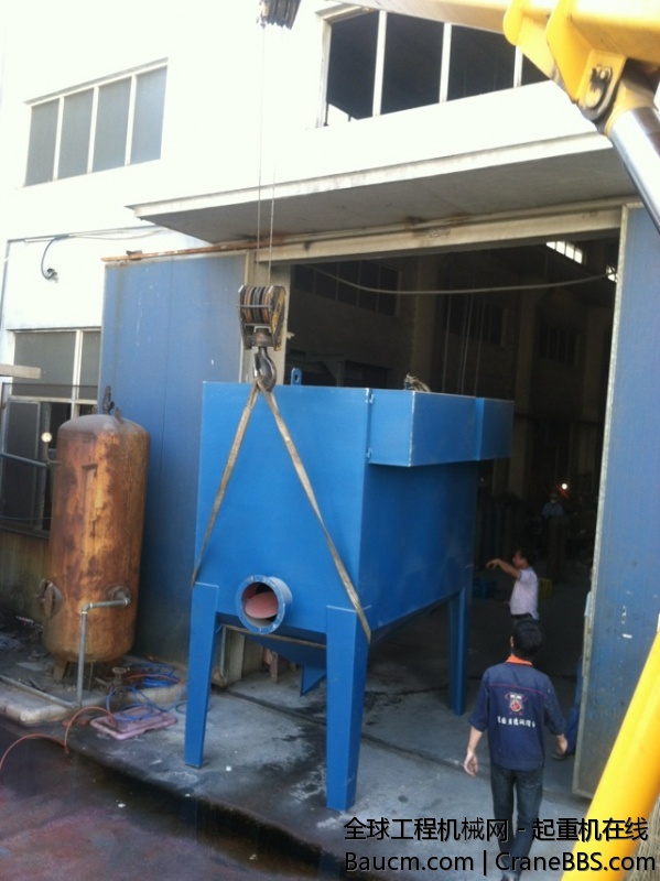 这个小设备，从车间拖出来。安装在外面，小意思 。
