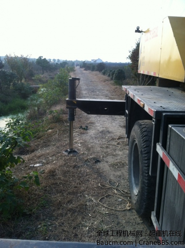 吊树的路，总是不理想。