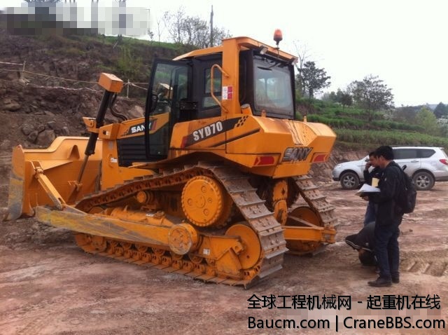 三一推土机昼夜施工  (4).jpg