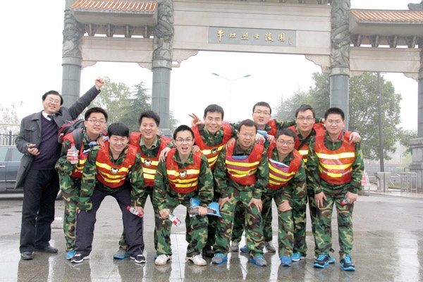 17小时奔袭100公里 (2).jpg