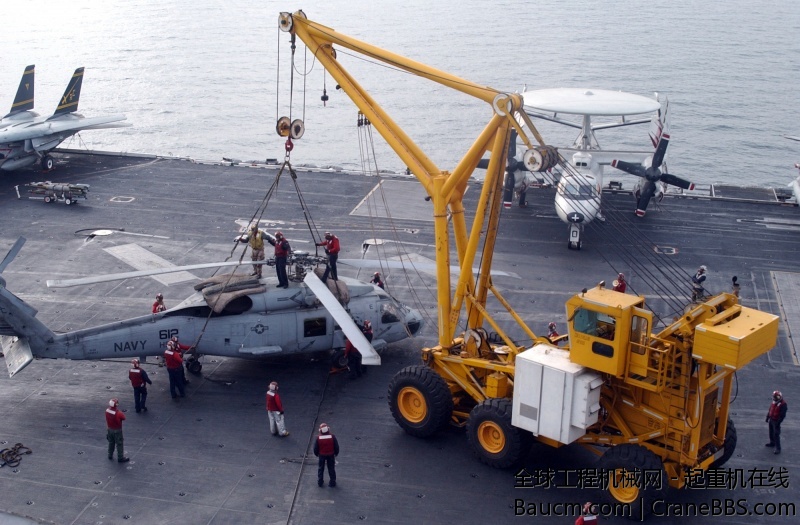 US_Navy_050204-N-7405P-045_Flight_deck_personnel_aboard_the_Nimitz-class_aircraf.jpg