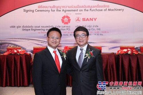 Unique董事长卡聂 素维瓦塔纳猜 先生（右）和总裁助理 纳提 潘尼切哇 先生.jpg