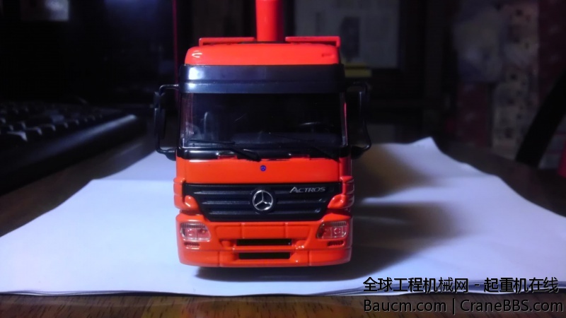 奔驰泥头车正面照，ACTROS啊