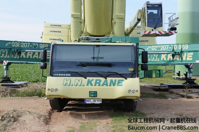 Liebherr-LTM-11200-HN-gal1-01.jpg