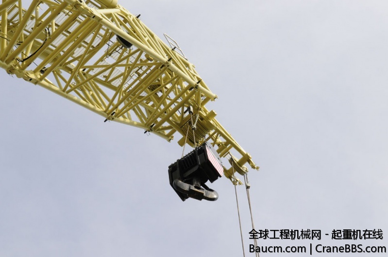 Liebherr-LTM-11200-HN-gal1-14.jpg