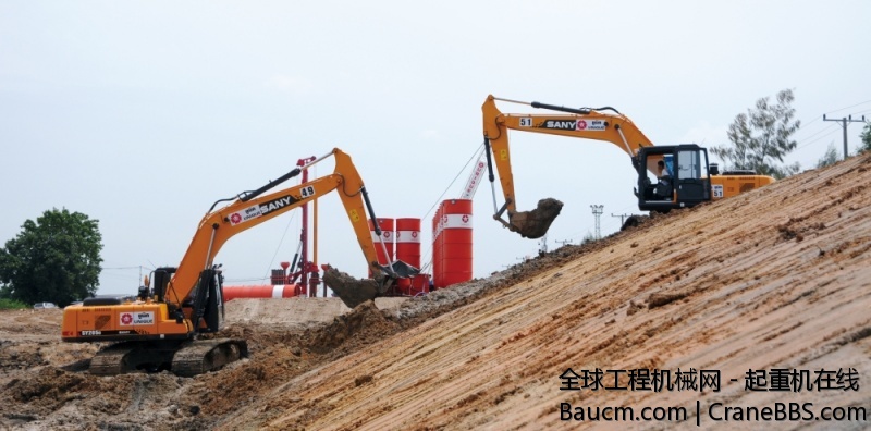 三一设备在泰国国家火车站工地施工 三一重工获泰国历史上最大工程机械采购订单 5月30.jpg