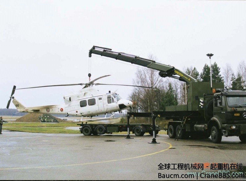 Military Cranes.jpg
