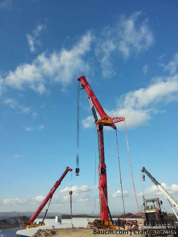 三一 1020 亚洲首台风电吊车吊装70吨机舱，就位全过程 准确信息。河北保定的车，车老.jpg