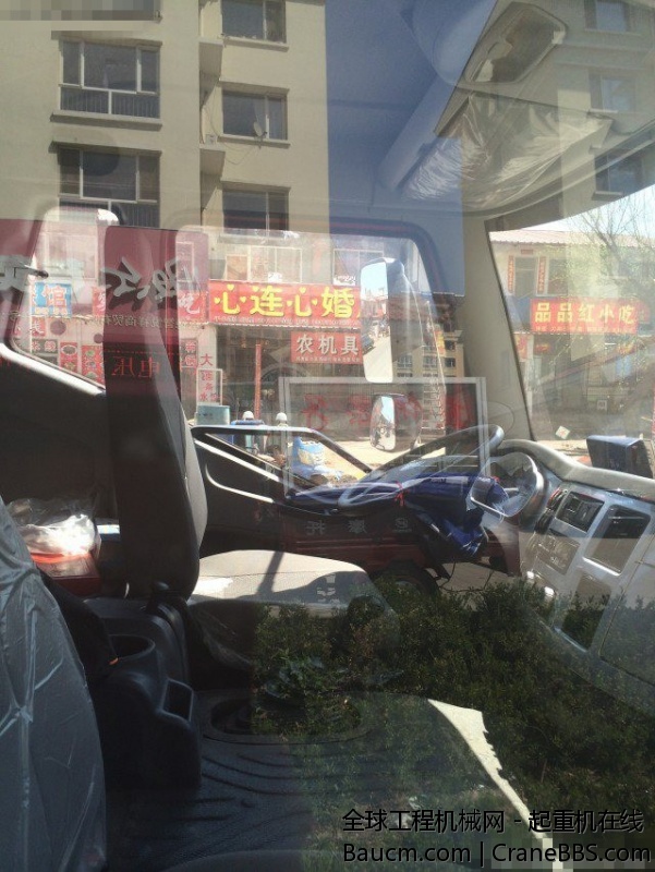 承德第一辆帕尔菲格随车吊 解放J6M 后双桥 道依茨240马力国四   2013款驾驶室 (8).jpg