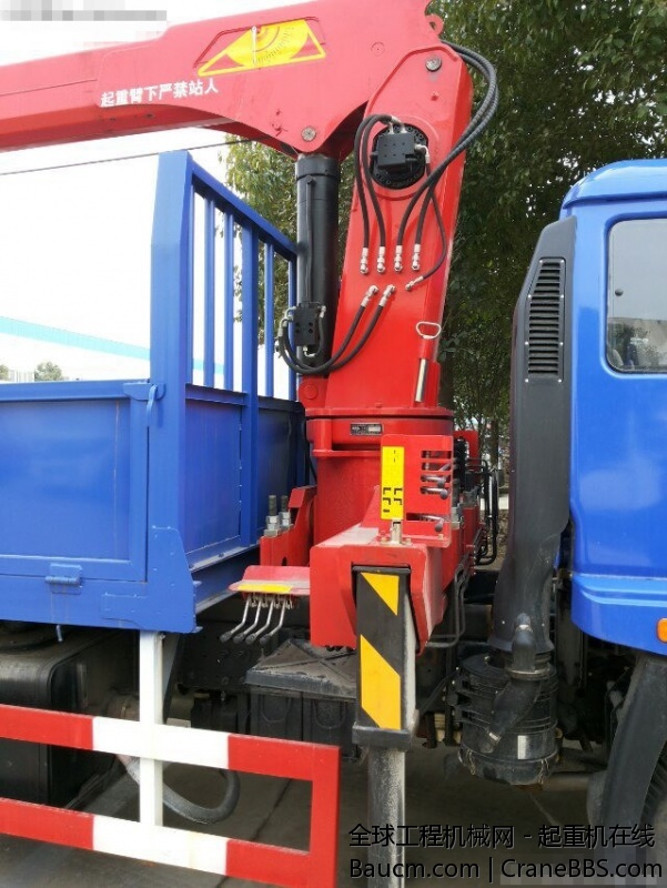 湖南长沙新购买三一帕尔菲格6.3吨随车吊 臂长比徐工长 三一6吨的价钱比石煤和徐工贵几.jpg