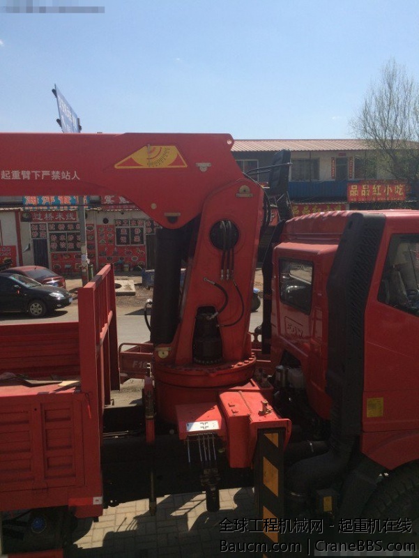 承德第一辆帕尔菲格随车吊 解放J6M 后双桥 道依茨240马力国四   2013款驾驶室 (6).jpg