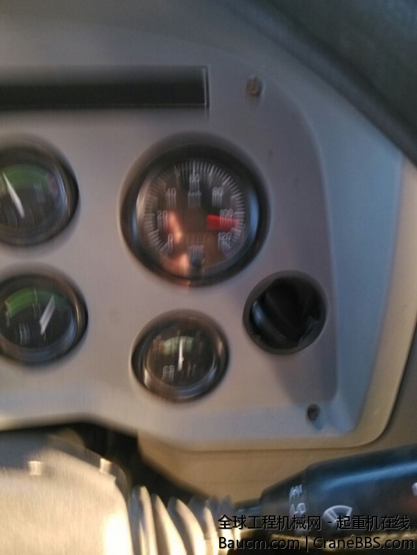 飞奔到干活地点