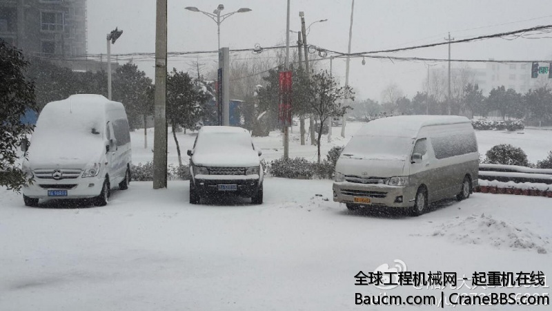 昨日郑州，窗外漫天大雪，场内热血沸腾。2014年郑州湘元开工典礼暨春季促销动员大会隆.jpg