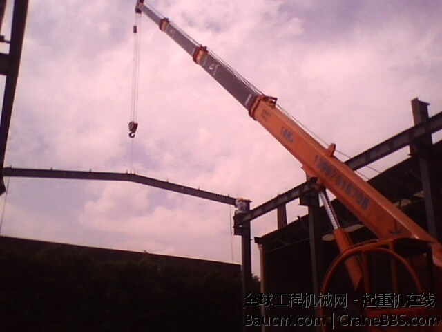 24米大臂吊装钢构
