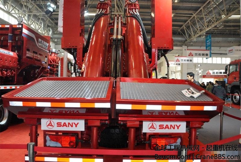 三一150桶混砂车  (3).jpg