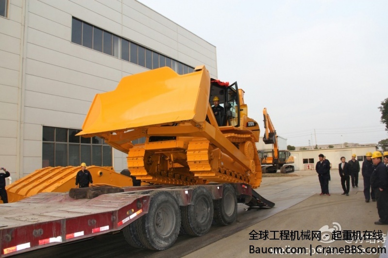 三一首台销售推土机SYD70于3月13日下午5点18分发车！预祝三一推土机大卖！ (3).jpg