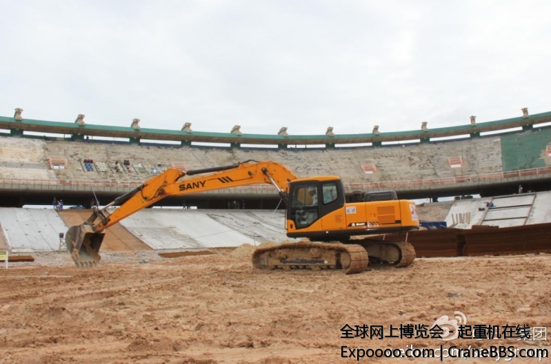巴西东北部城市福塔雷萨的世界杯分会场卡斯特劳体育场改建项目，三一挖掘机得到承包方.jpg