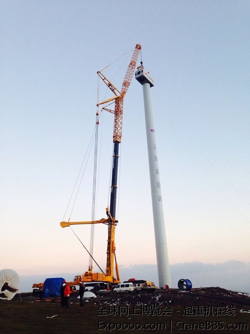 2014年5月5日QAY1200在贵州云顶草原