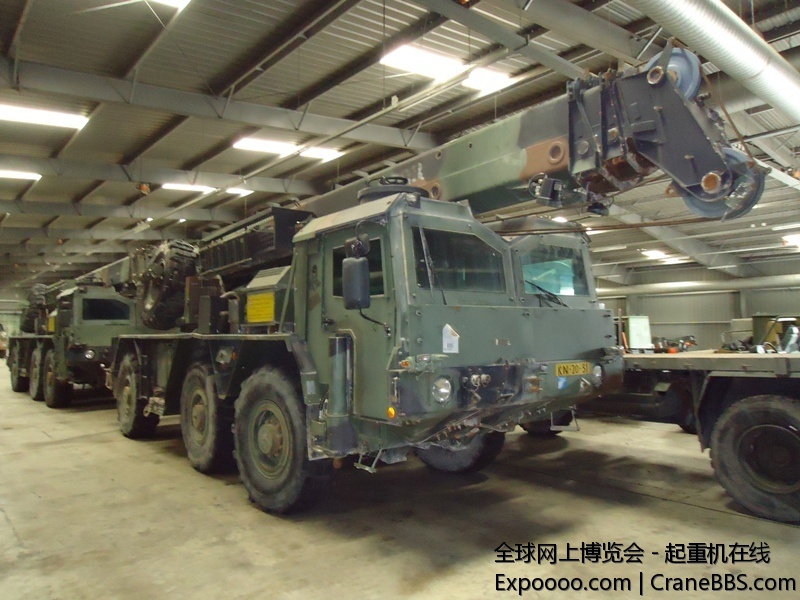 Liebherr2.JPG