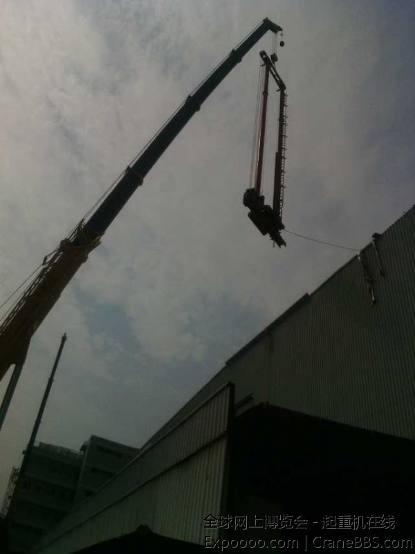 高度40米 重量10吨 全伸臂 距离17米 