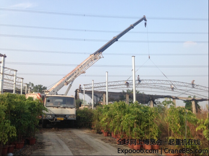 吊这架子已经松退了正常不....