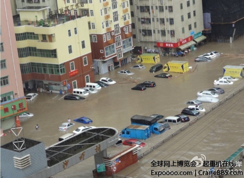 洪灾 (4).jpg