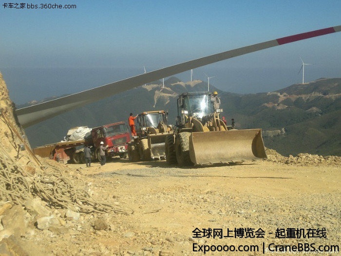 德龙开不动了，动装载机……