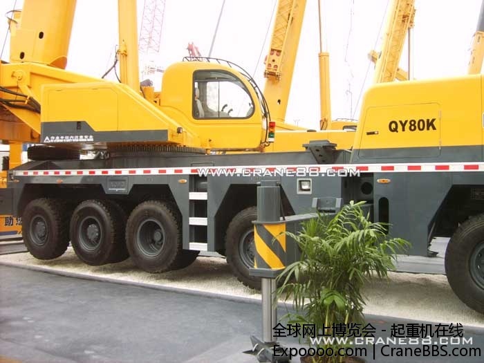 徐工80吨.jpg